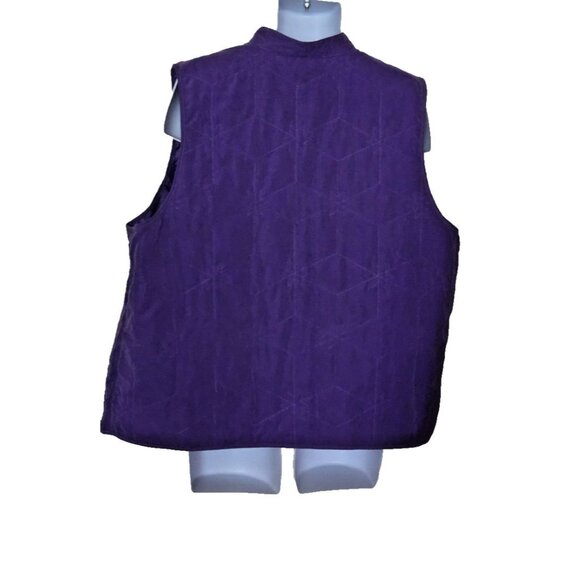 Christopher & Banks Women’s purple Quilted Vest full zip size 3X - Picture 2 of 7